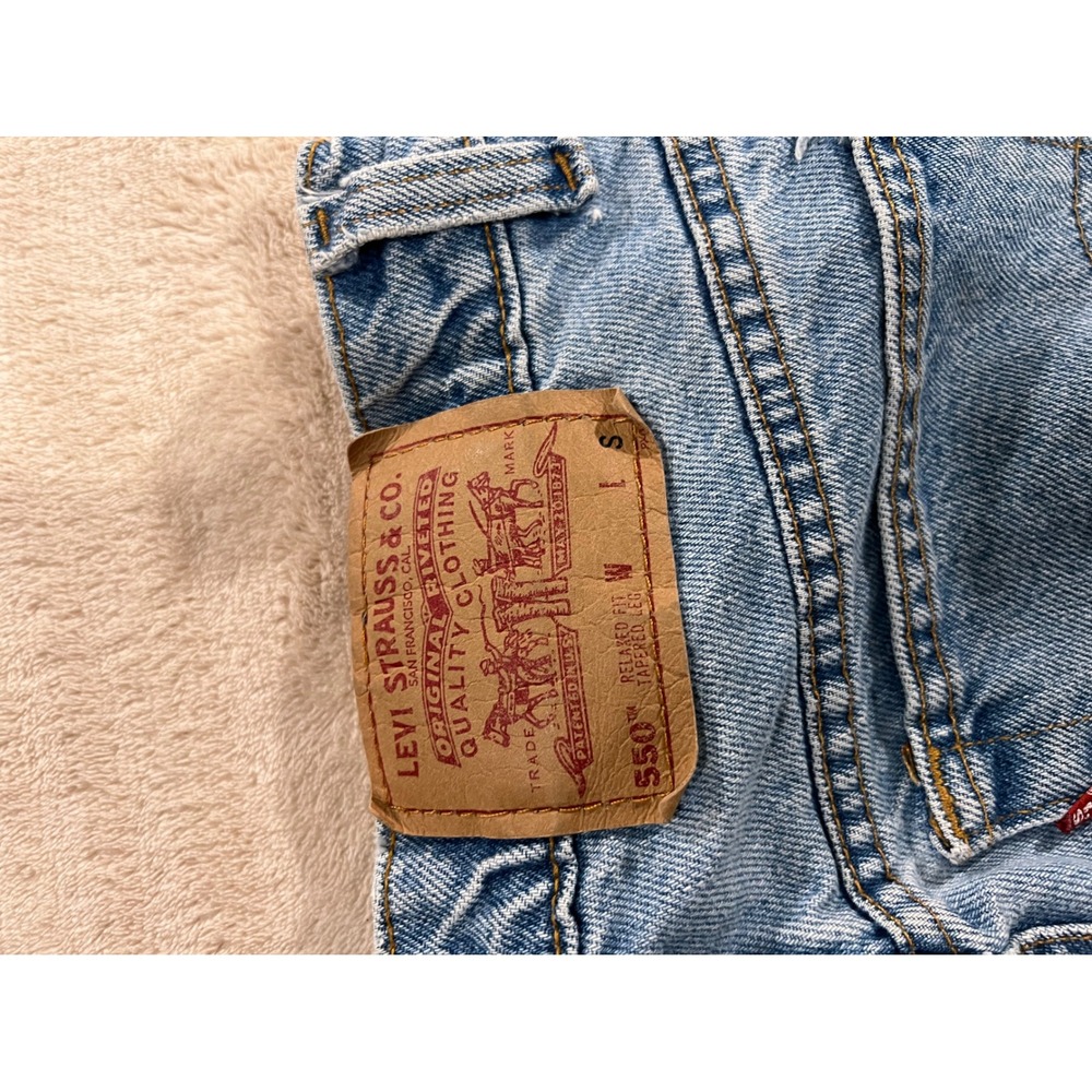 Levi's 550 Jeans Womens 9 Short Light Wash Excellent Vintage Relaxed Tapered USA
